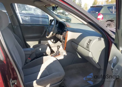 2001 Saturn Lw300 from USA, damaged, VIN 1G8JW82R71Y556879